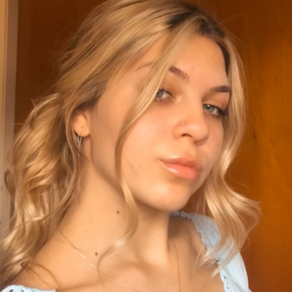 Meet your Posher, Brianna